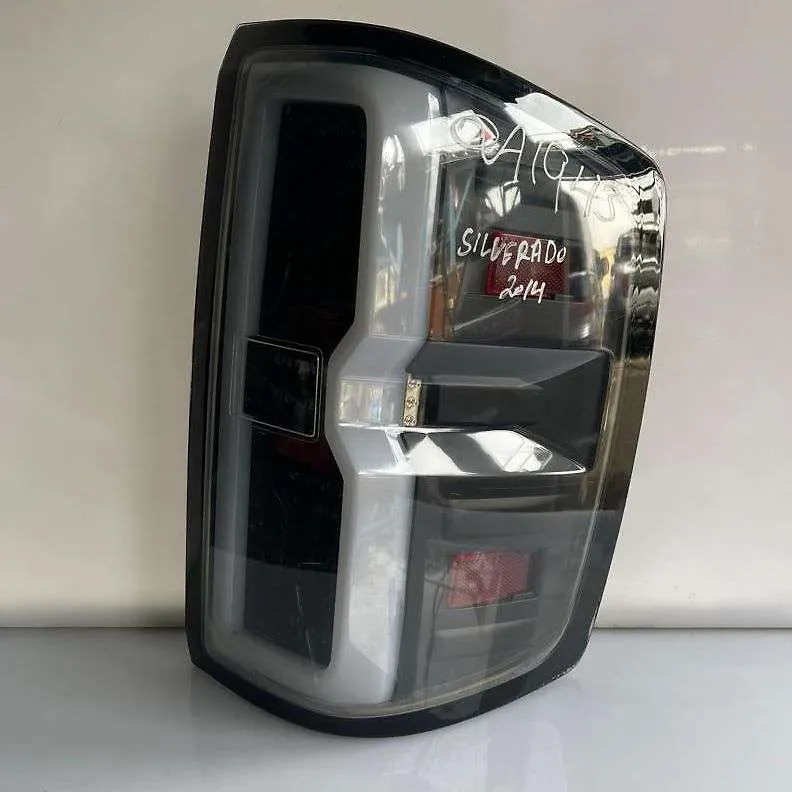 Tail Light (RH) - 2014 Chevrolet SILVERADO WORK TRUCK/FLEET/BASE