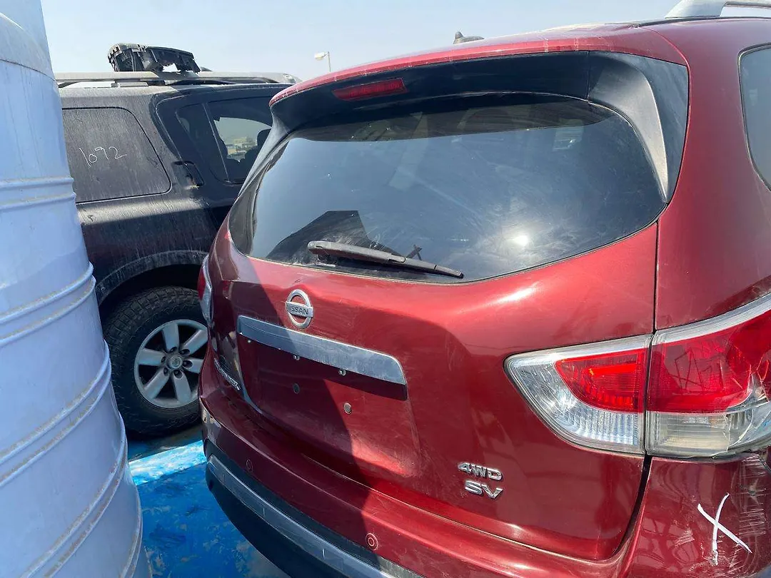 Trunk/hatch/tailgate - 2013 Nissan Pathfinder