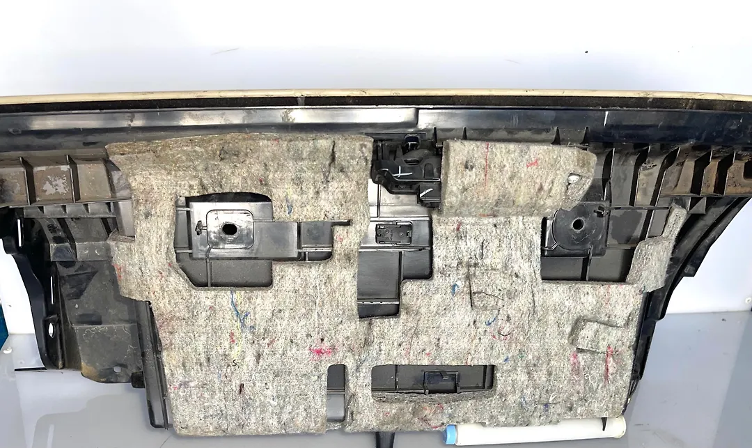 Glove box - 2017 Jaguar XF