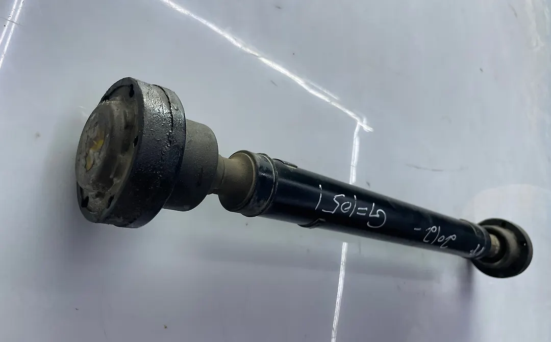 Front drive shaft - 2012 Land Rover Range Rover HSE 