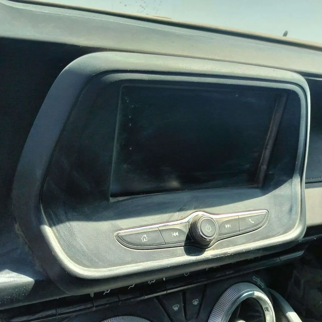 Info/GPS/TV Screen - 2016 Chevrolet Camaro