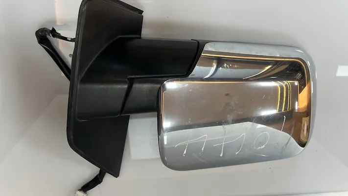 Side Mirror (RH) - 2012 Nissan Armada
