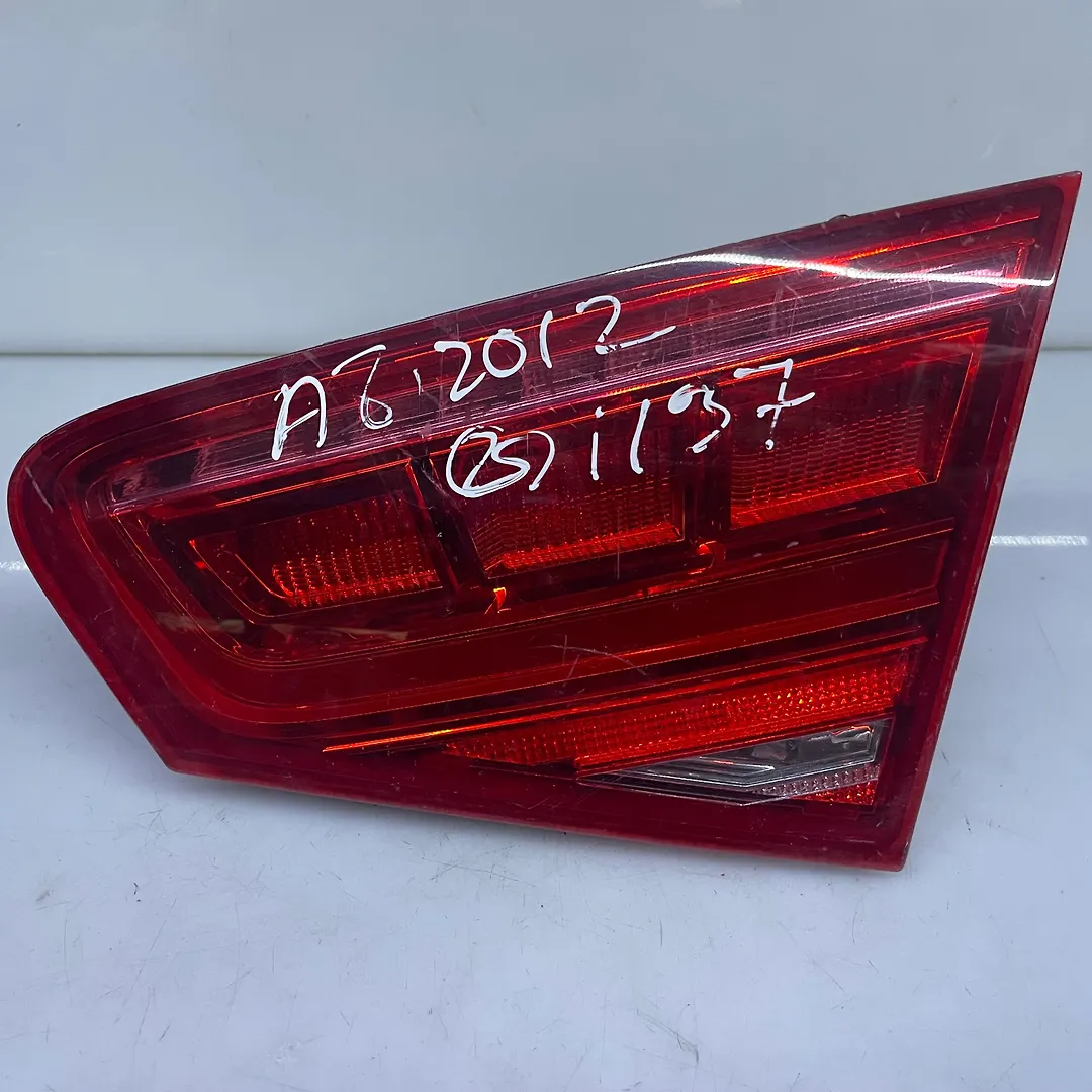 Trunk Light (RH) - 2012 Audi A8