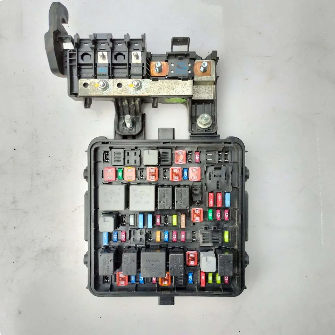 Fuse box - 2013 Cadillac ATS