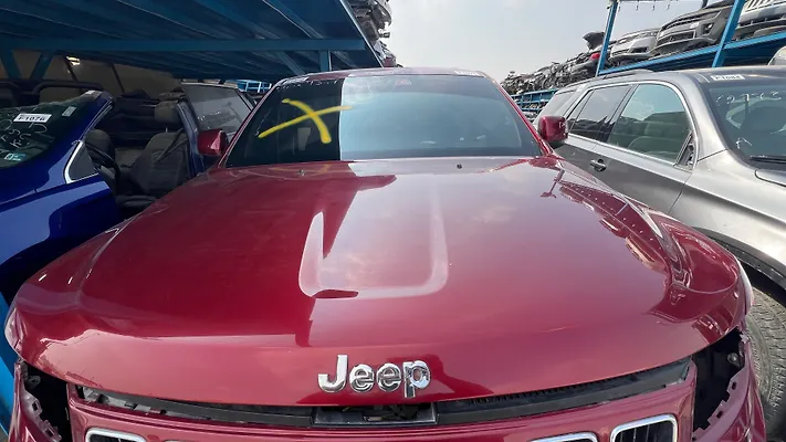 Hood/Bonnet - 2014 Jeep GRAND CHEROKEE