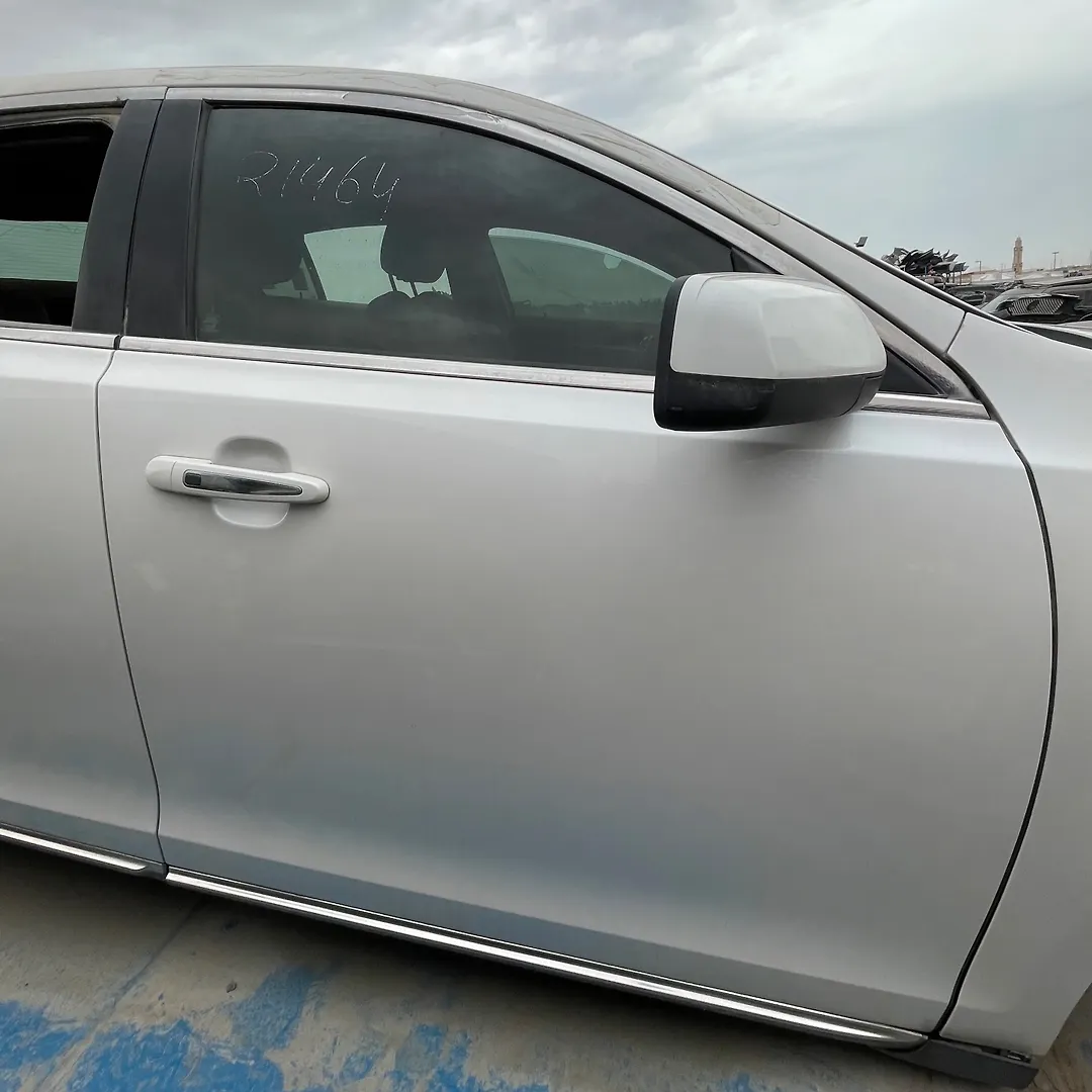 Door (RHF) - 2015 Lincoln MKS 