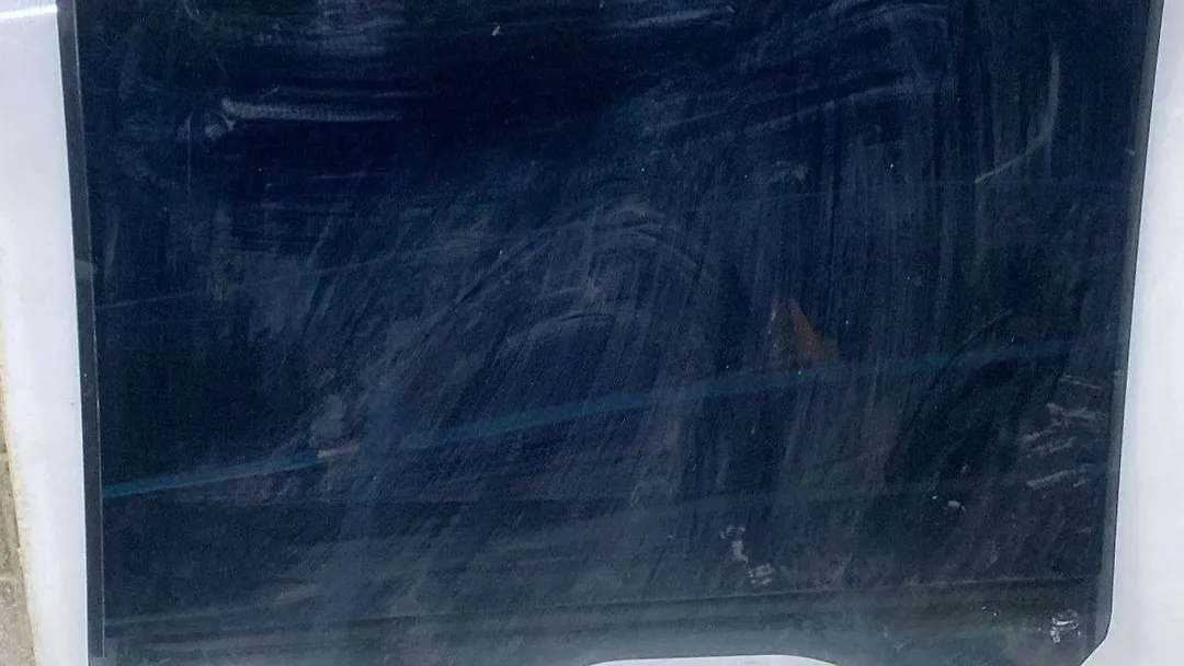 Rear door glass - 2014 Infiniti QX80 SUV