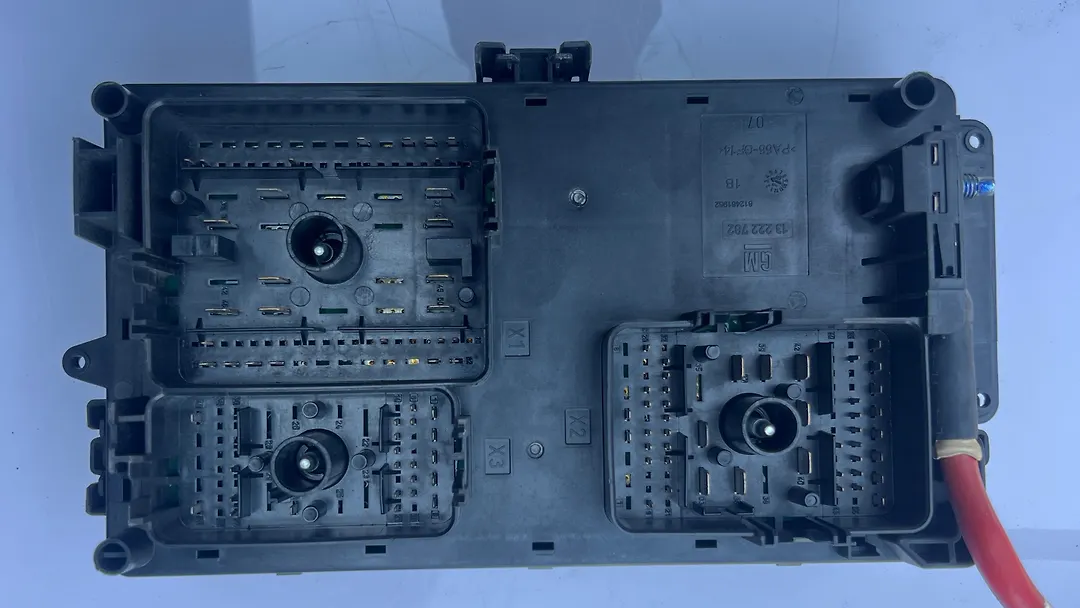 Fuse box - 2015 Chevrolet Impala