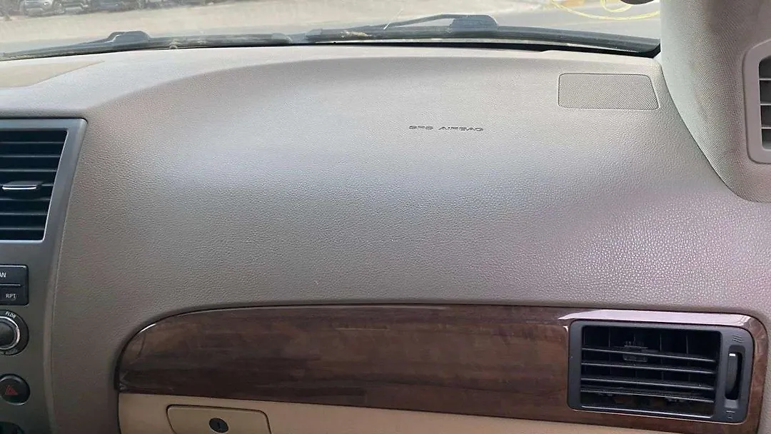 Dashboard  - 2013 Nissan Armada