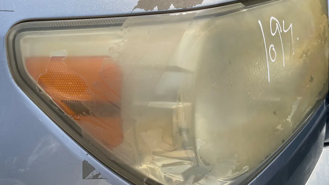 Headlight (RH) - 2010 Toyota Tundra