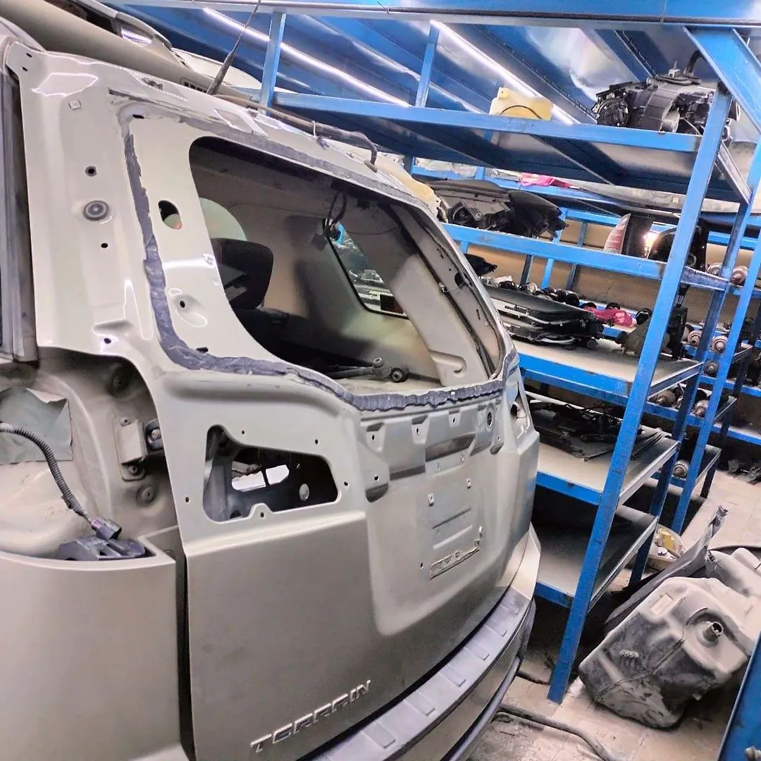 Tailgate - 2011 GMC Terrain