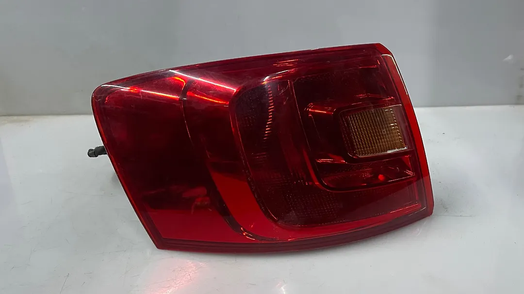 Tail Light (LH) - 2011 Volkswagen Jetta