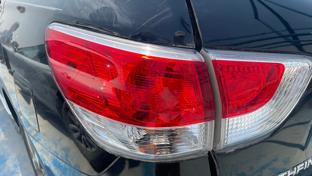 Tail Light (LH) - 2013 Nissan Pathfinder