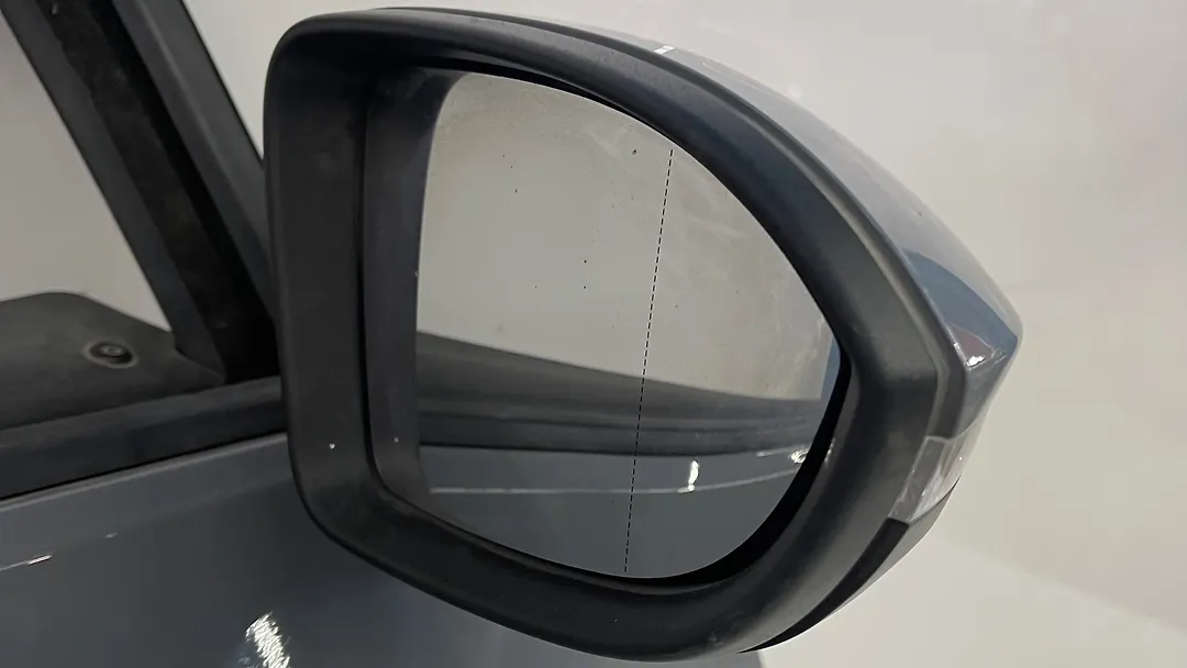 Side Mirror (RH) - 2020 Volkswagen Golf