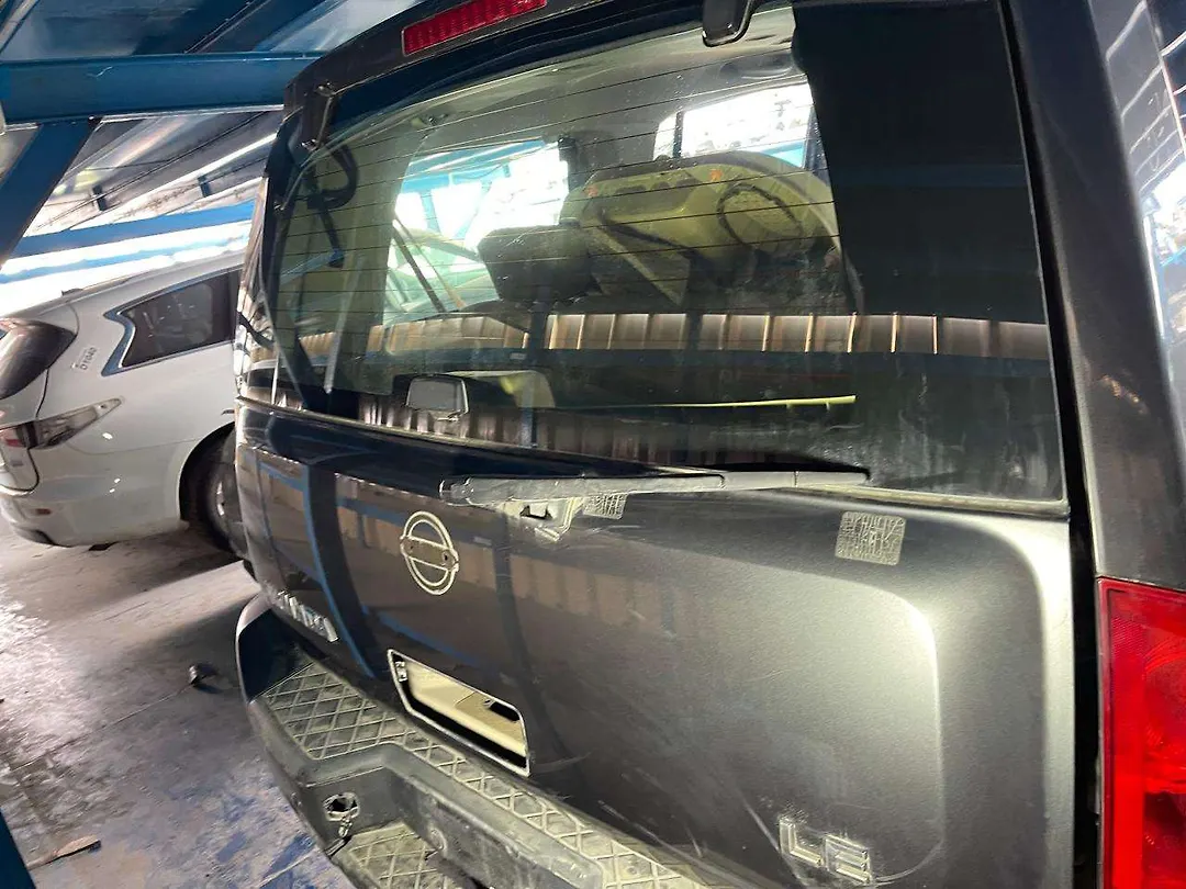 Trunk/hatch/tailgate - 2010 Nissan Armada