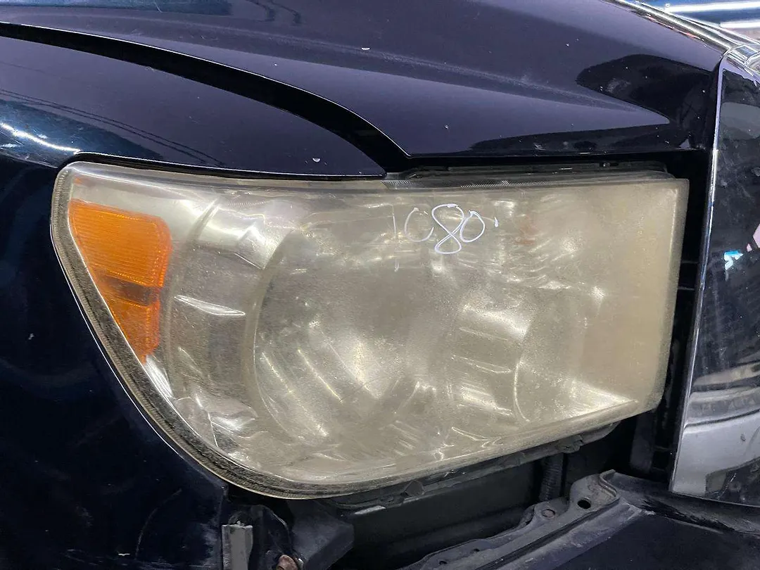 Headlight (RH) - 2008 Toyota Tundra