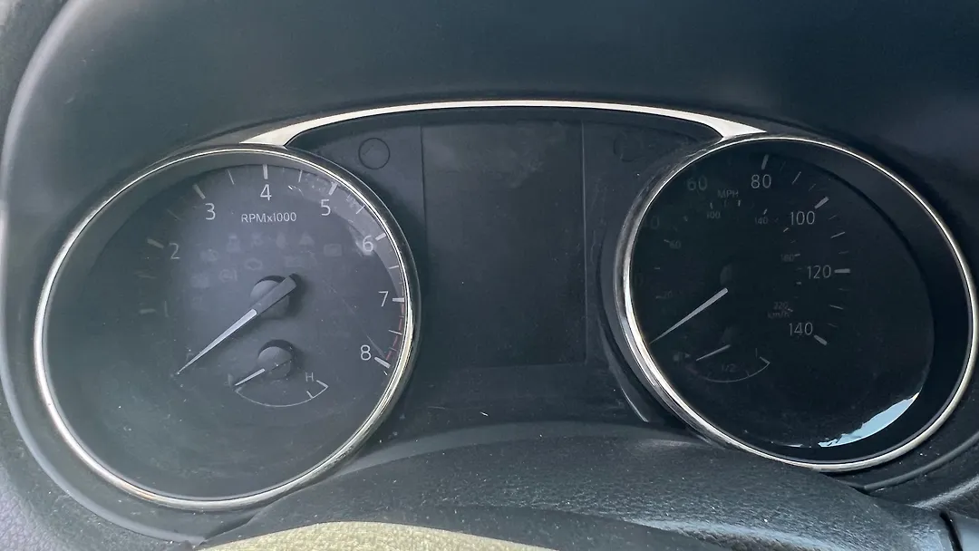 Speedometer - 2015 Nissan Rogue