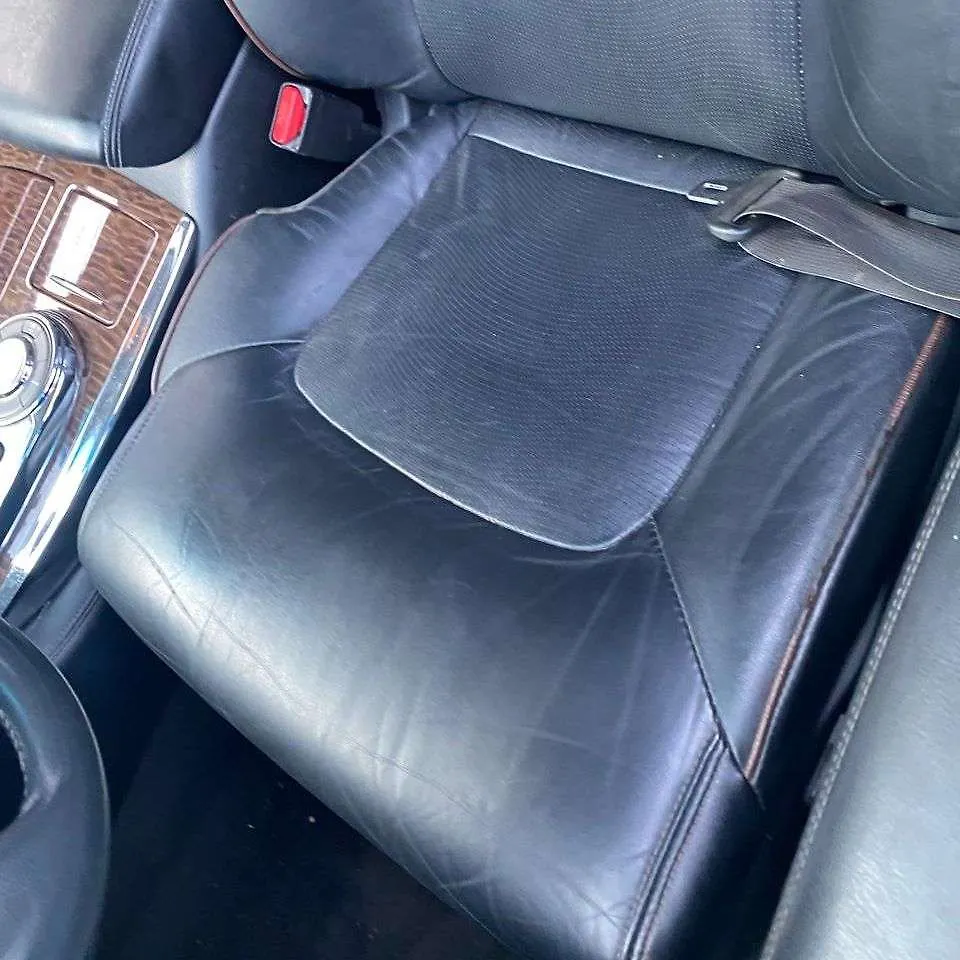 Front Seat (LHS) - 2017 Nissan Armada 5.6