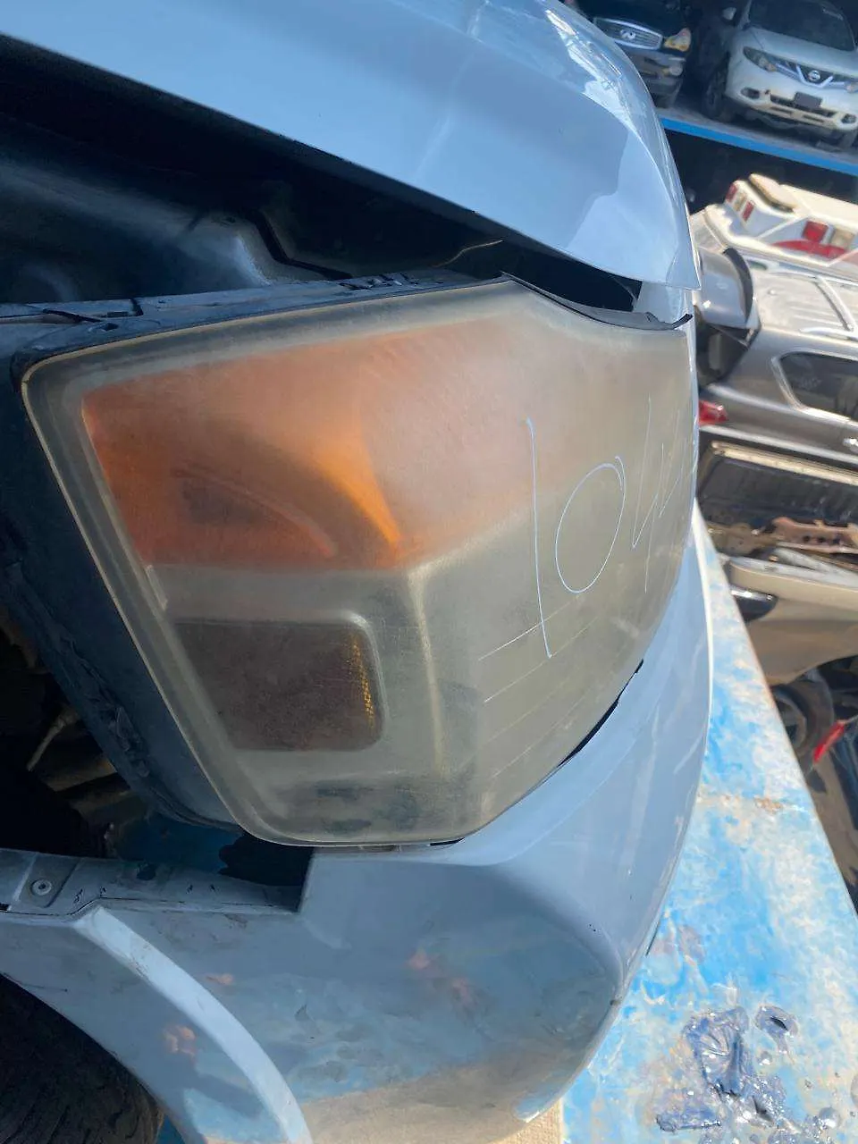 Headlight (RH) - 2012 Nissan Armada