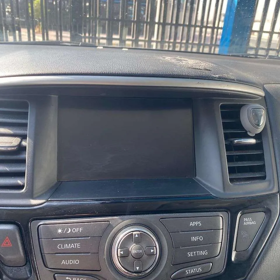 Info-gps-tv screen - 2017 Nissan Pathfinder