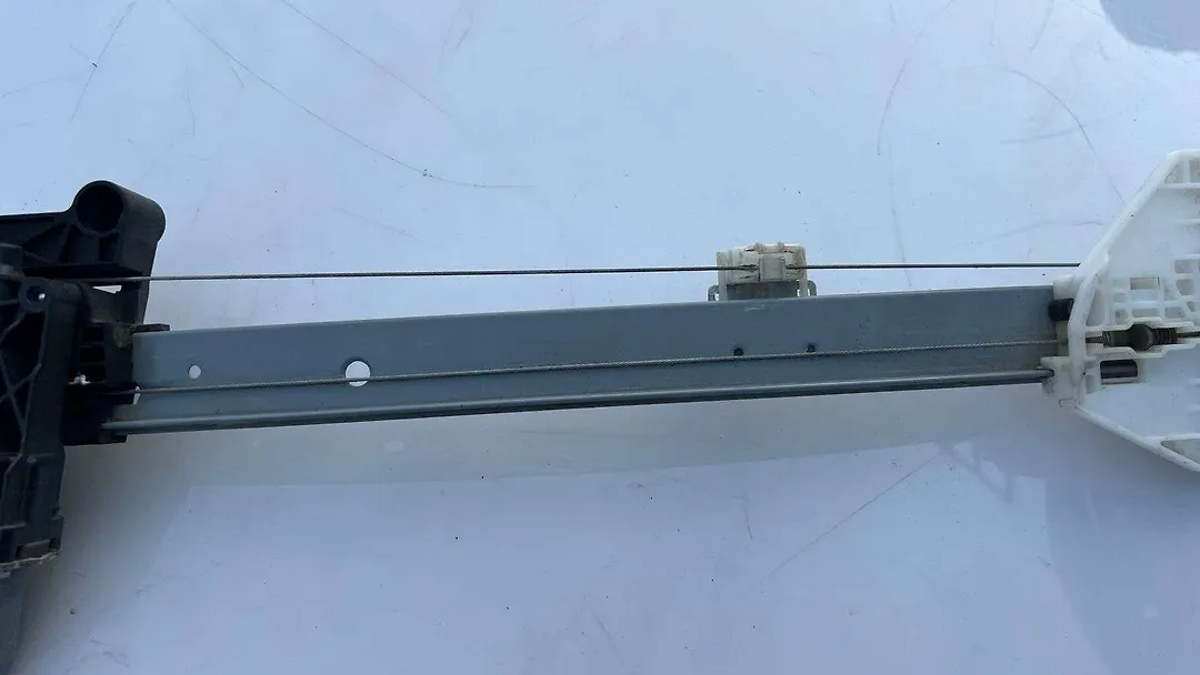 Door Motor (RHB) - 2017 Lincoln MKX