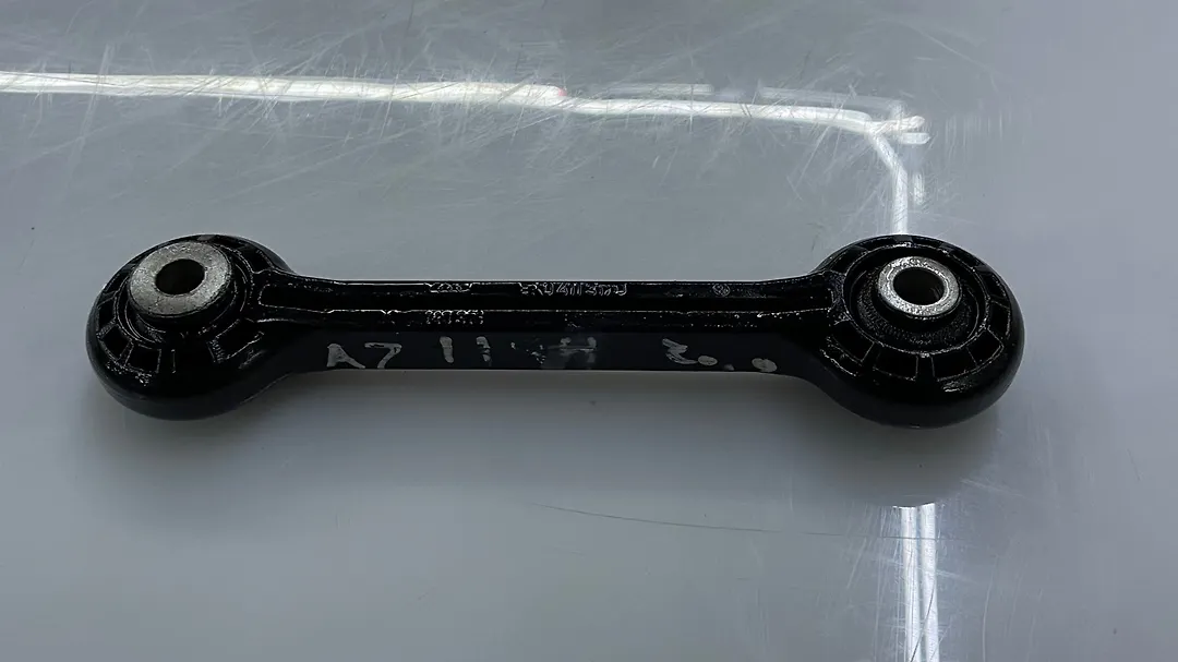 Upper arm (RH) - 2020 Audi A7
