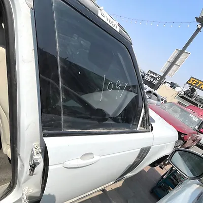 Door (RHF) - 2013 Land Rover RANGE ROVER VOGUE