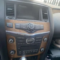 Info/GPS/TV Screen - 2011 Infiniti QX56