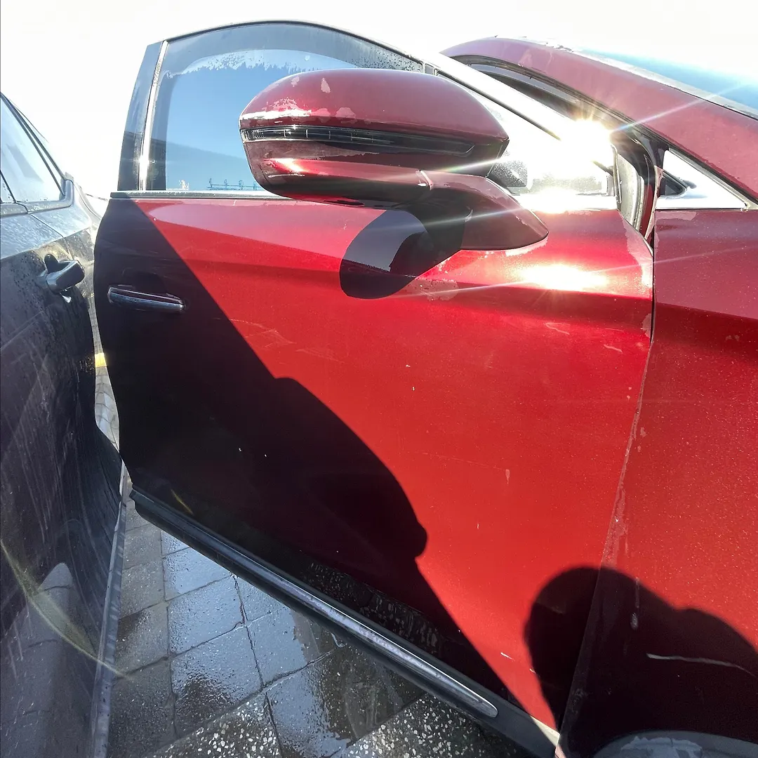 Door (RHF) - 2018 Lincoln MKX