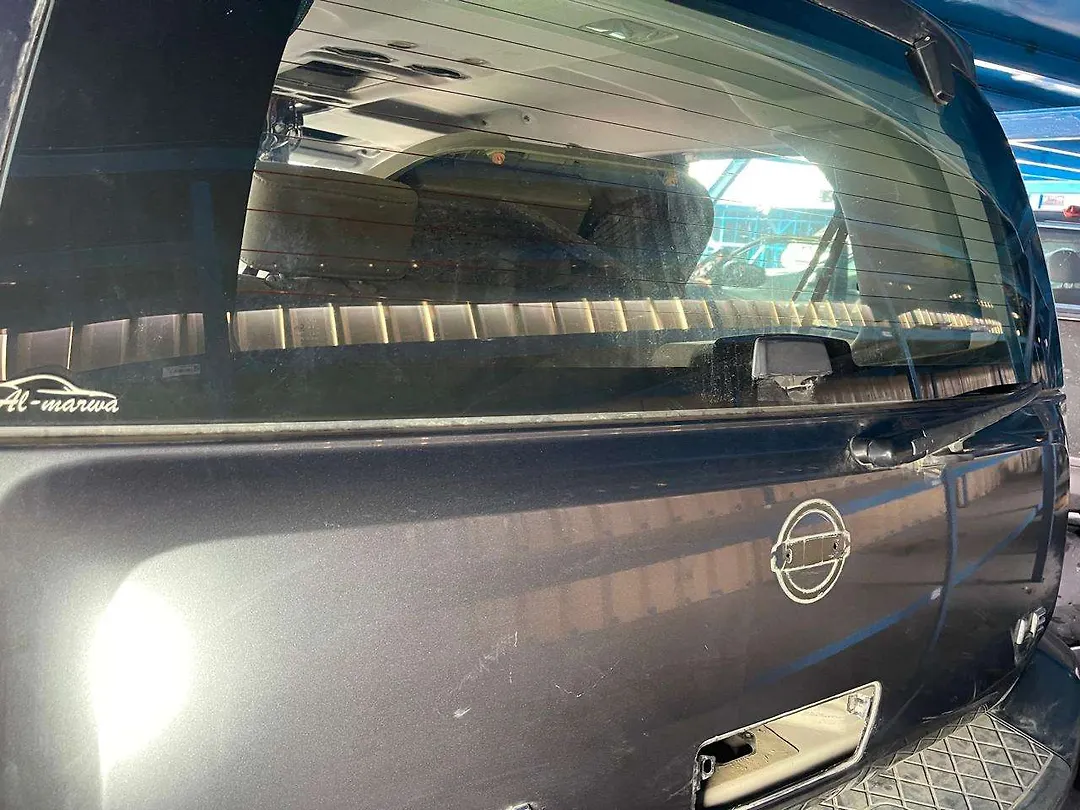 Trunk/hatch/tailgate - 2010 Nissan Armada