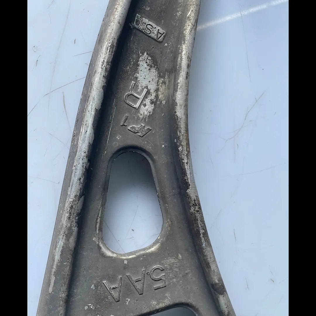 Upper arm (RH) - 2015 Nissan Murano