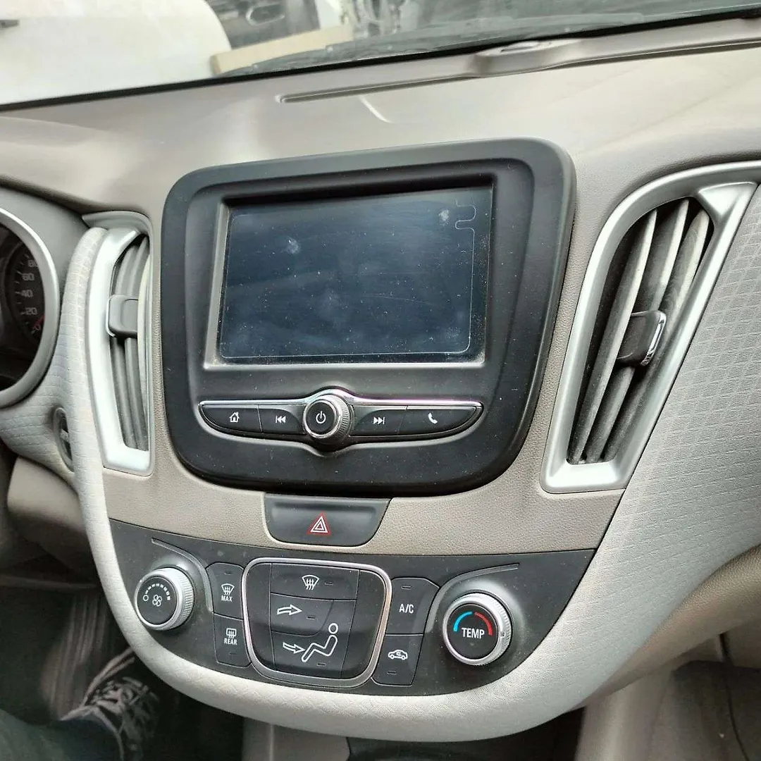 Info/GPS/TV Screen - 2018 Chevrolet Malibu
