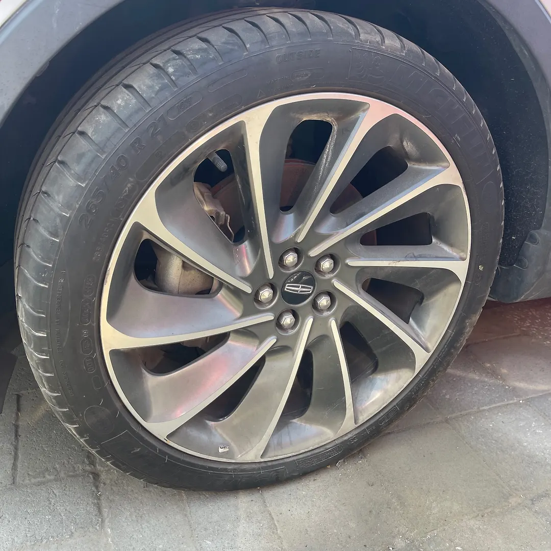Rim - 2019 Lincoln Nautilus Reserve