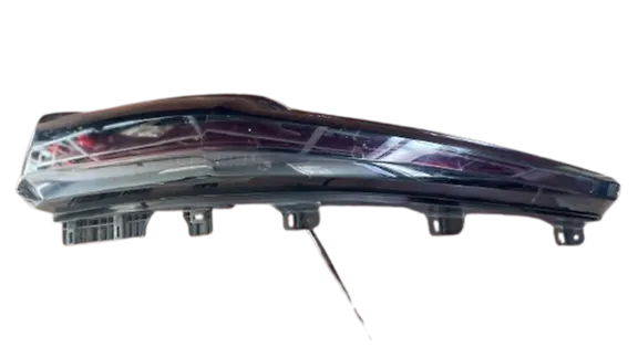 Tail Light (LH) - 2015 GMC Yukon SLT