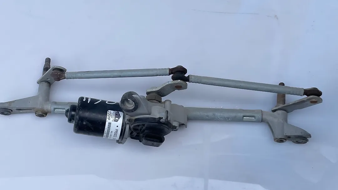 Windshield wiper motor - 2018 Jeep Compass Longitude