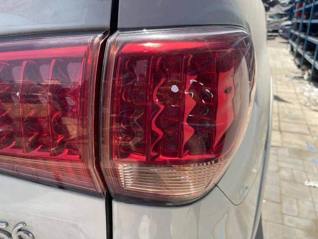 Tail Light (RH) - 2012 Infiniti QX56