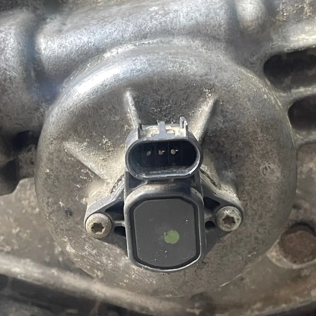 Differential case - 2014 Infiniti QX80 SUV