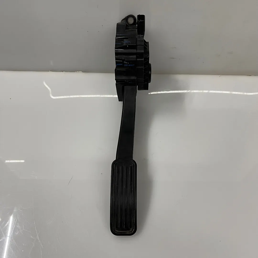 Accelerator pedal - 2017 Cadillac ATS Luxury