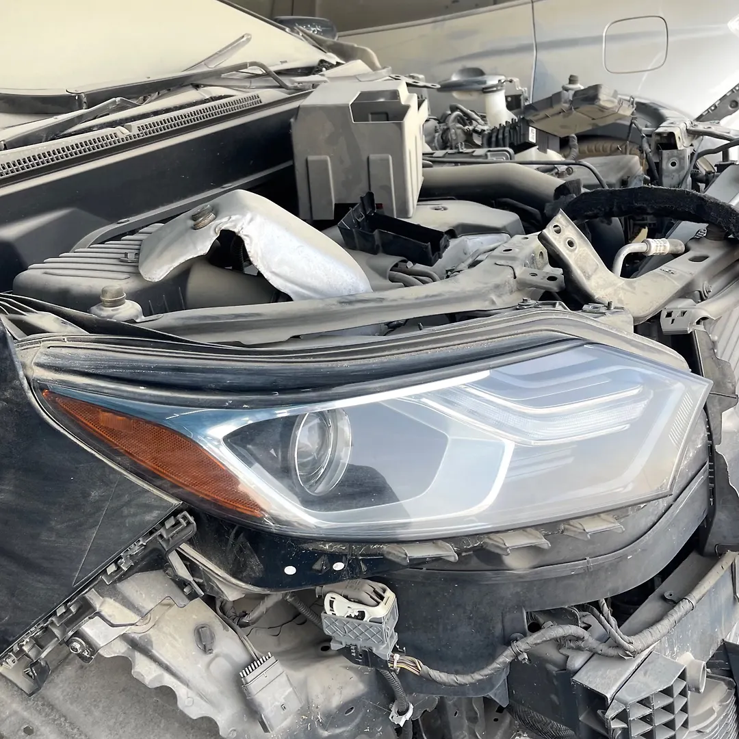 Headlight (RH) - 2018 Chevrolet Equinox