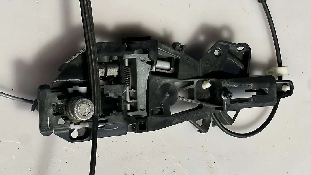 DOOR LOCK(LHF) - 2018 GMC Terrain