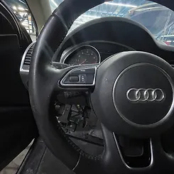 Steering wheel - 2014 Audi Q7