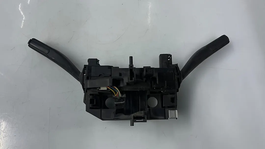 Column switch - 2010 Volkswagen Tiguan