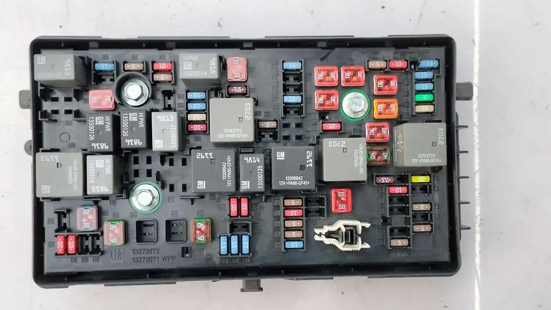 Fuse box - 2014 Chevrolet Impala