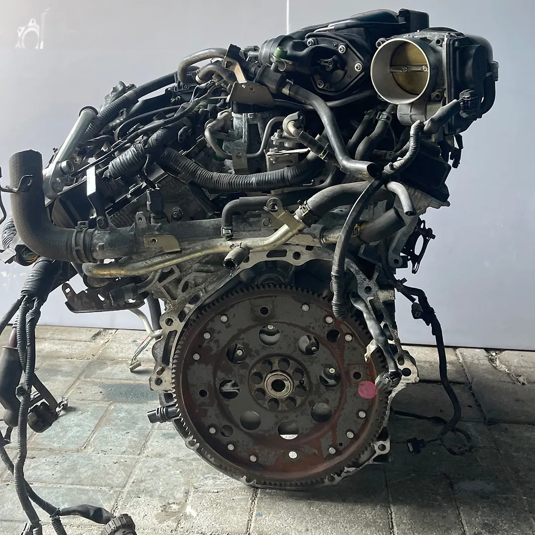 Engine  - 2013 Nissan Pathfinder 3.5i