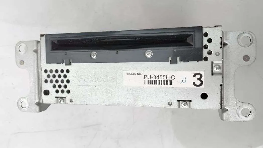 Audio CD Disc player  - 2012 Ford Edge