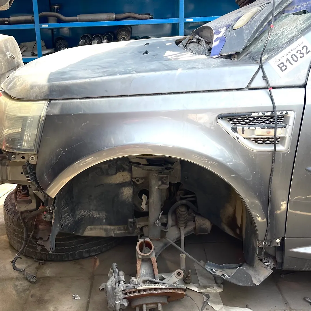 Fender (LHF) - 2011 Land Rover LR2