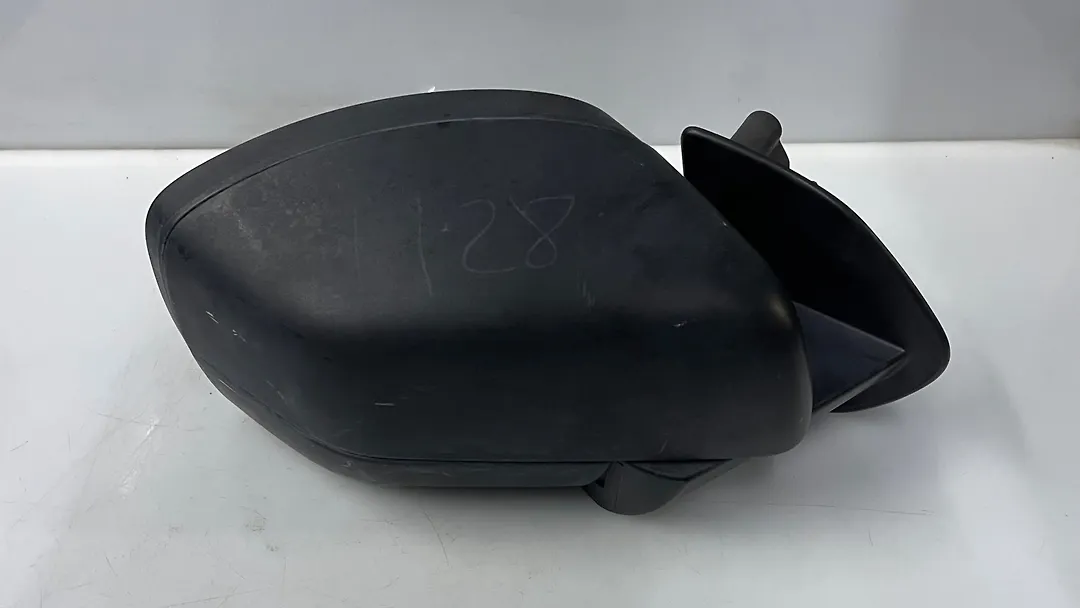 Side Mirror (RH) - 2008 Land Rover LR3