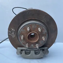 Complete Hub Assembly(RHF) - 2013 GMC Acadia Denali