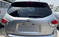 Trunk/hatch/tailgate - 2014 Nissan Pathfinder SE 3.5i