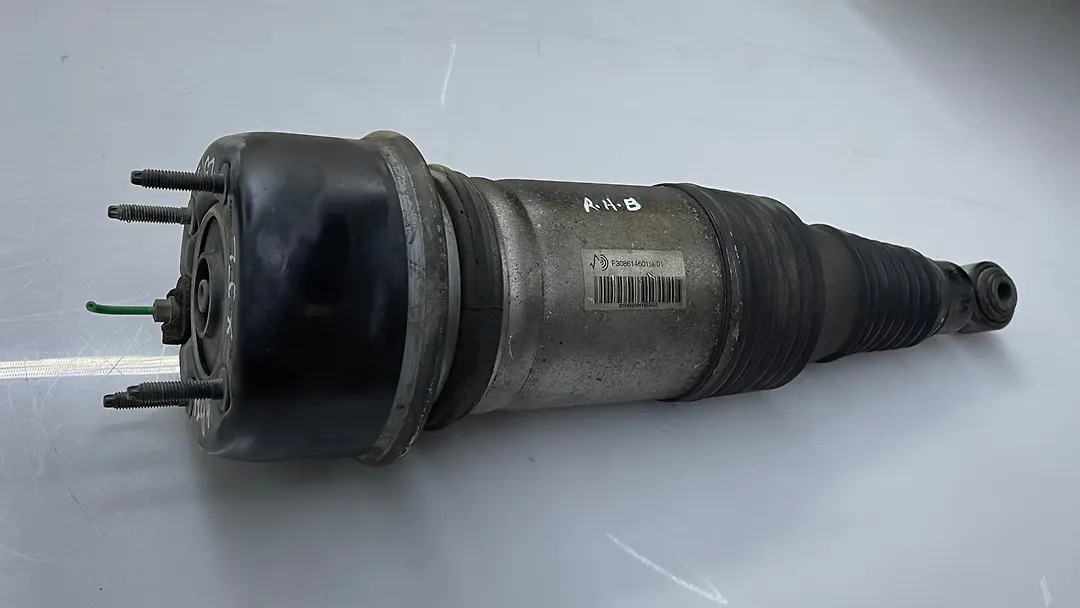 Shock Absorber (RHB) - 2015 Jaguar XJL
